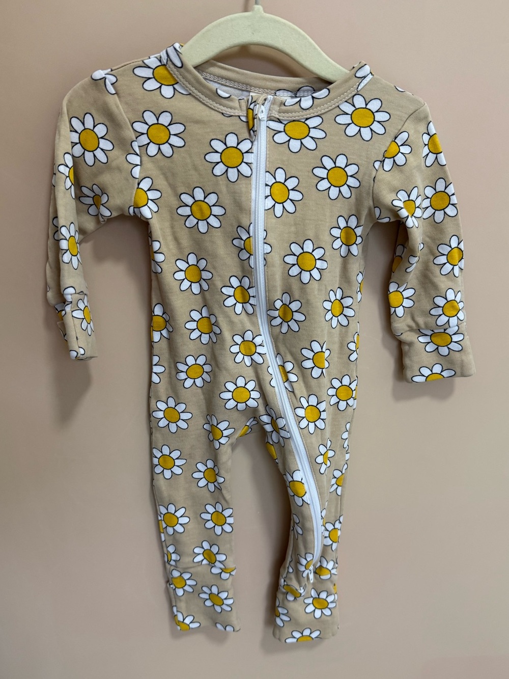 Daisy Print Footed One-Piece Romper - Beige